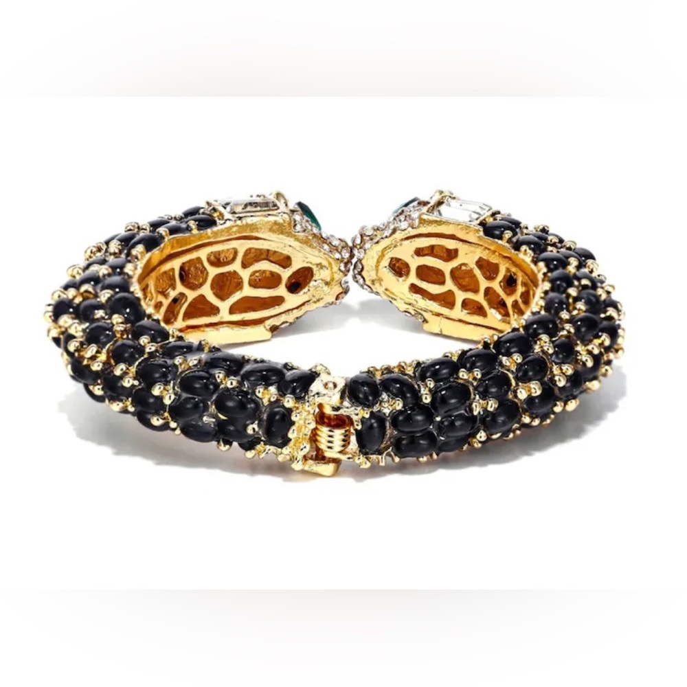 Exquisite Panther Crystal Cuff Bracelet - Picture 14 of 16